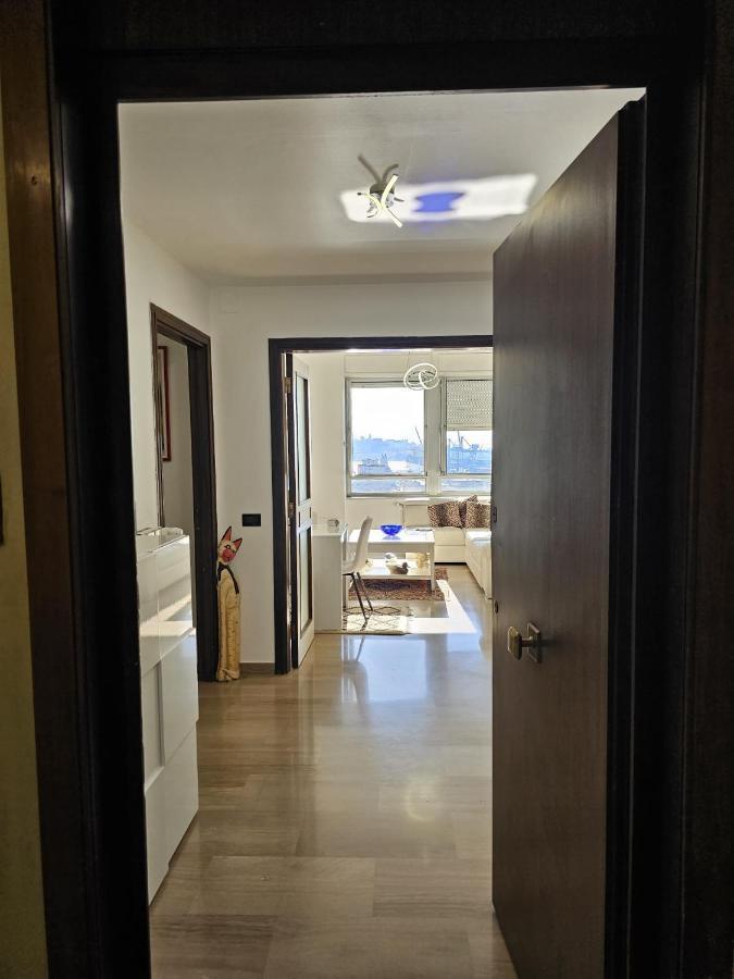 Ferienwohnung La Finestra Sul Porto Genua Exterior foto