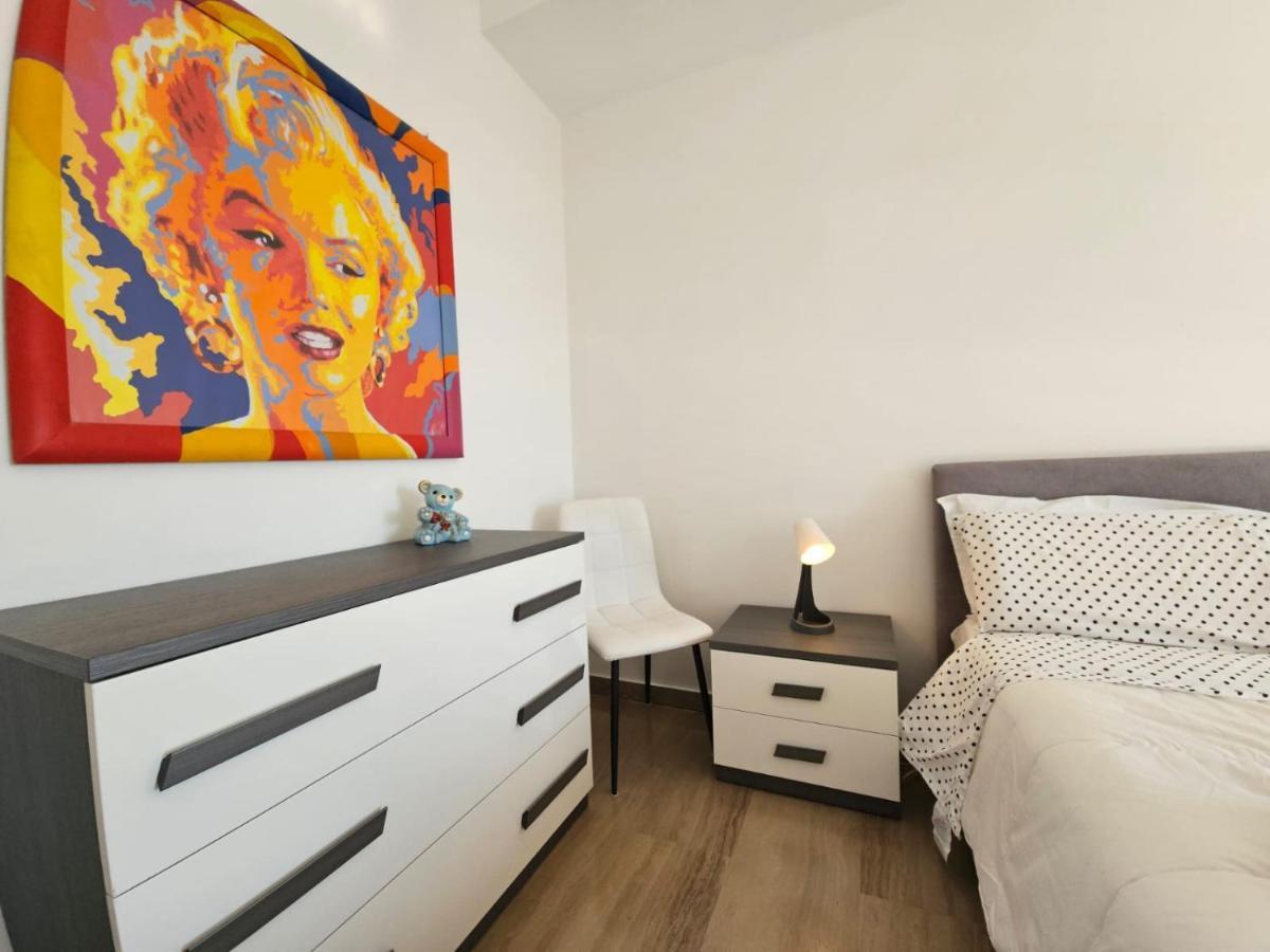Ferienwohnung La Finestra Sul Porto Genua Exterior foto