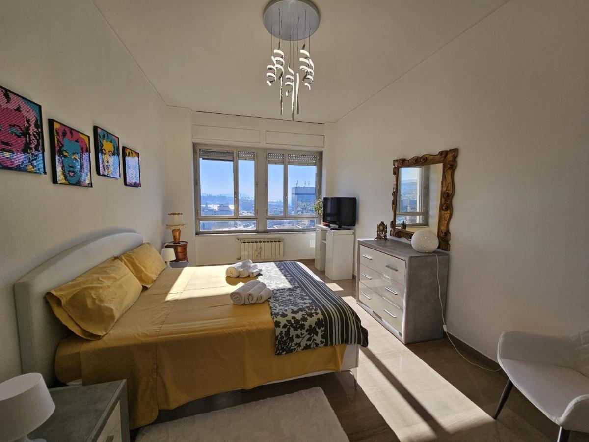 Ferienwohnung La Finestra Sul Porto Genua Exterior foto