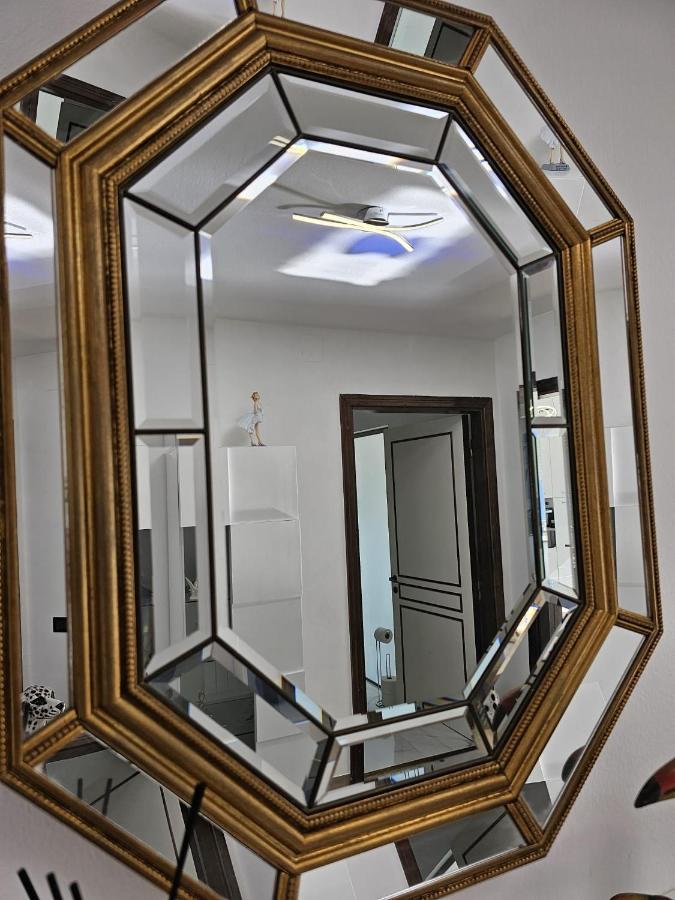 Ferienwohnung La Finestra Sul Porto Genua Exterior foto